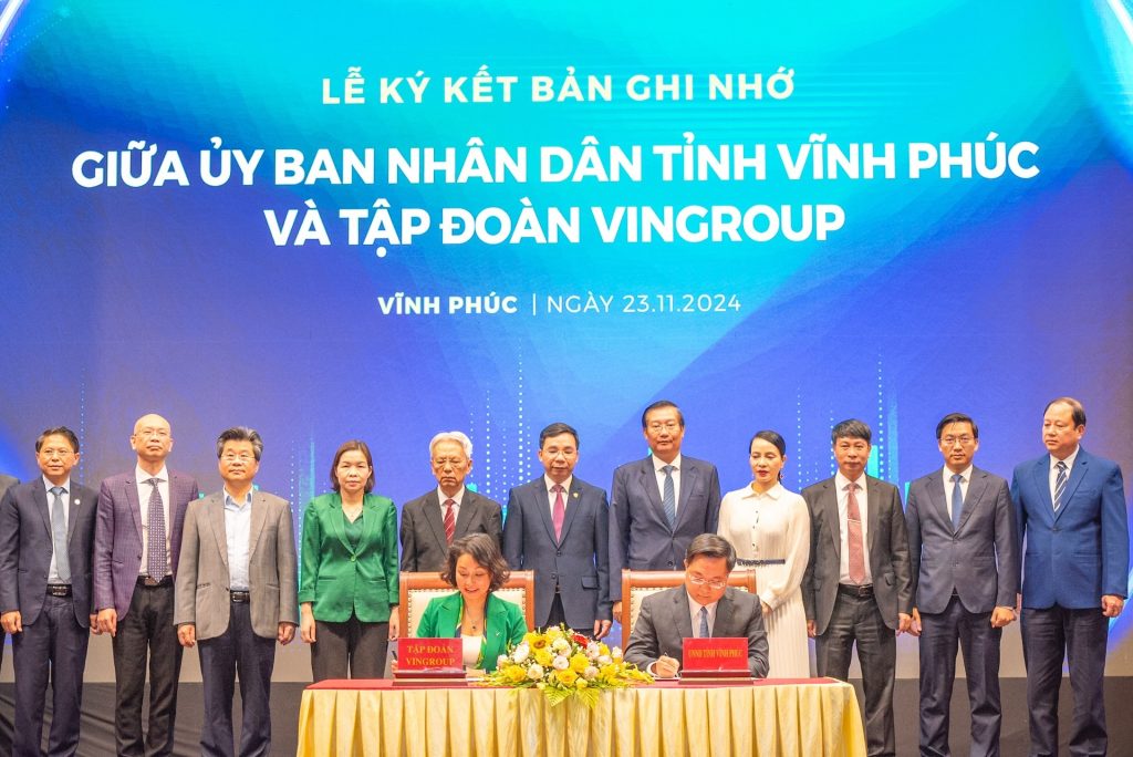 Vĩnh Phúc và Vingroup ký hợp tác chuyển đổi xanh vinh-phuc-va-vingroup-ky-hop-tac-chuyen-doi-xanh.jpg